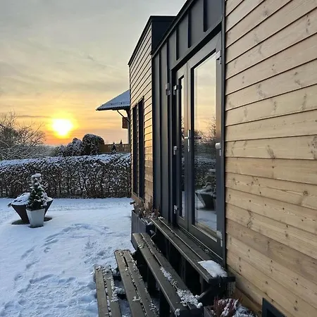 Tinyhouse -reset Im Vilstal -zurück Zum Ursprung