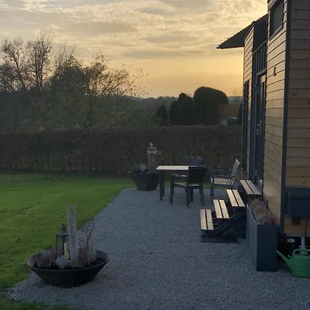 Tinyhouse -reset Im Vilstal -zurück Zum Ursprung Apartamento