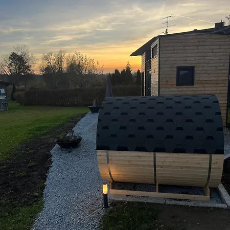 Tinyhaus Mit Sauna -reset Im Vilstal - Zurueck Zum Ursprung *